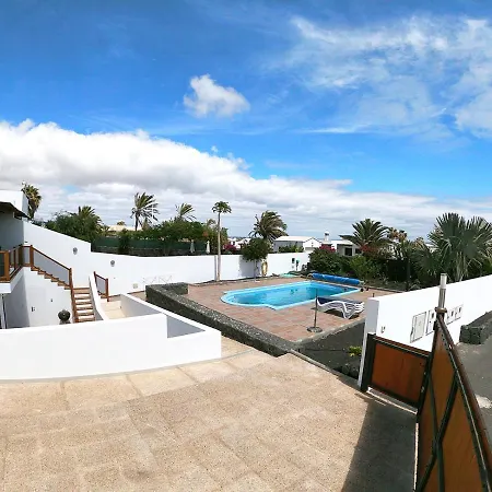 Stunning 4-bed In *